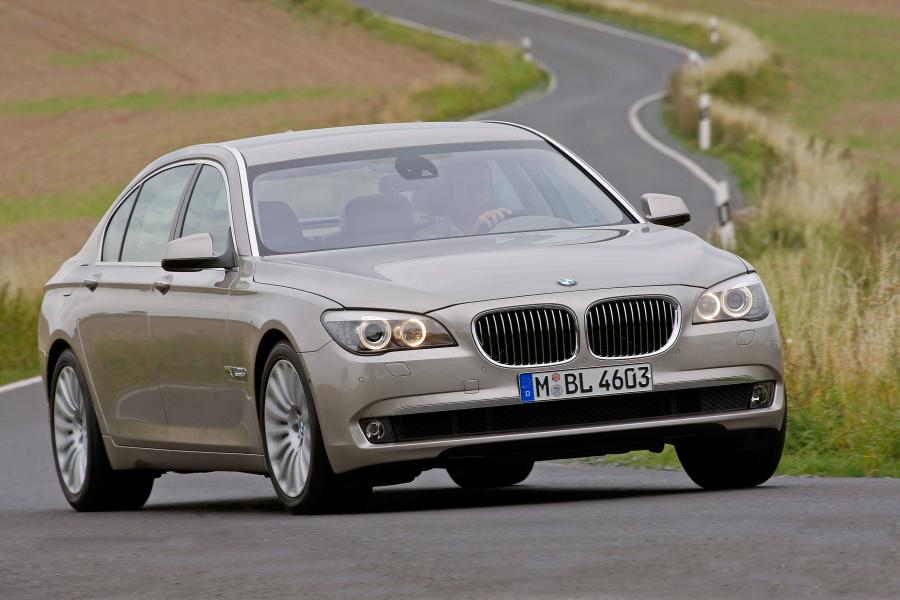  BMW 750Li (F02) 2008 года  (WW) (фото 1 из 25)